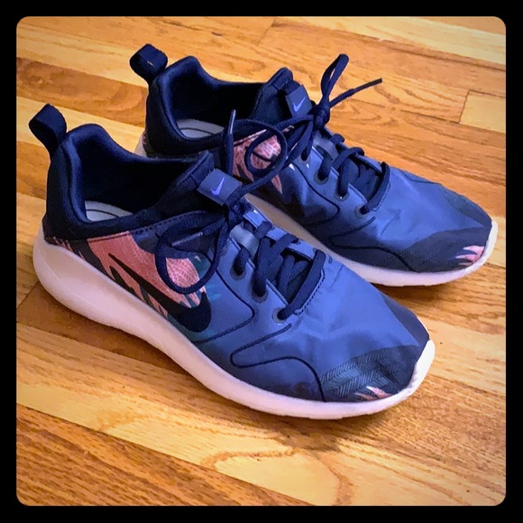 nike women's kaishi 2.0 shoes